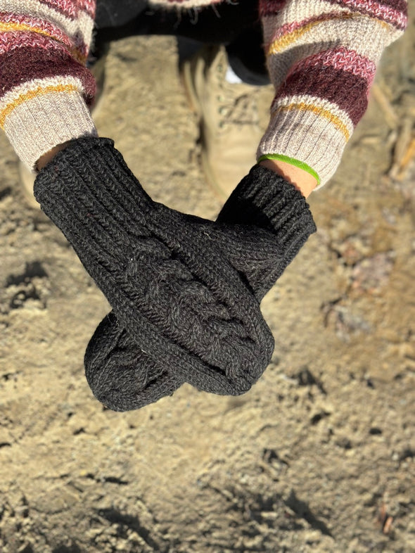 HIMALAYAN HANDKNITTED WOOL MITTEN WITH FLEECE LINING