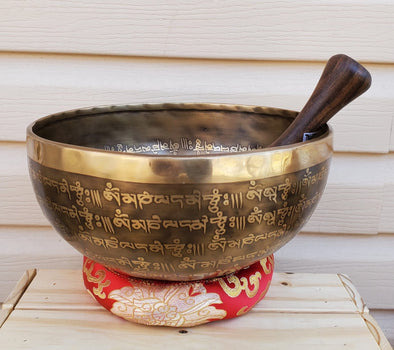 Handmade singing bowl with eight auspicious symbol 10.5"
